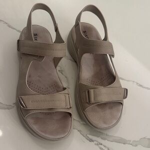 Siketu Adjustable Taupe Slingback Women's Sandals with Cushioned Footbed Size 41